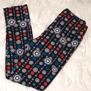 LuLaRoe OS w/ Star Shield Print “Captain America”